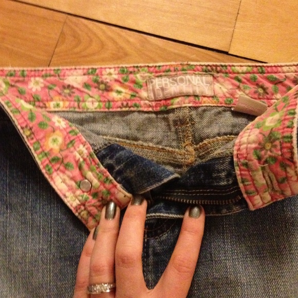 Jean mini skirt. - Picture 2 of 3